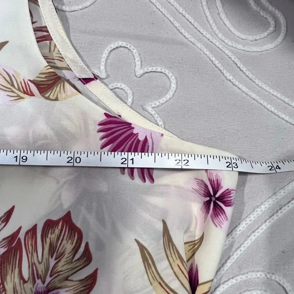 G by Giuliana Black Label Cross Front Blouse 1X Petite - Picture 9 of 10